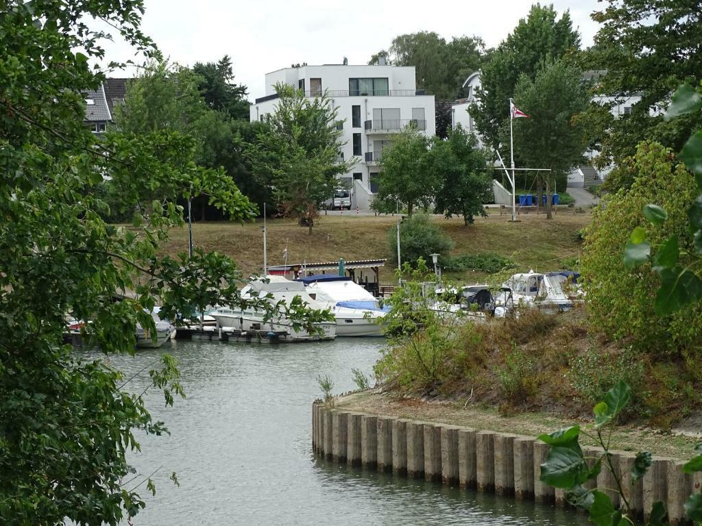 Hotel Kolossos Duesseldorf - Neuss Esterno foto